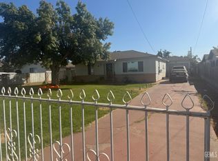 2038 Norwalk St, Delano, CA 93215