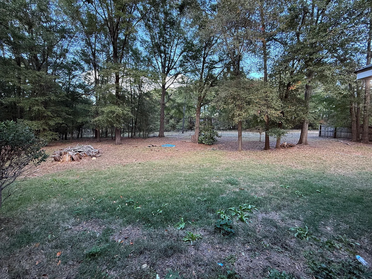 107 Mulberry Ct — Photo 2