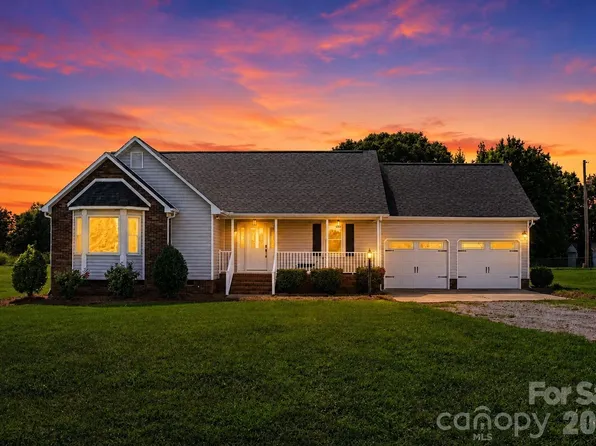 8379 Harvell Rd, Stanfield, NC 28163
