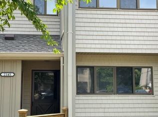 2145 Gunsmith Ter, Woodbridge, VA 22191