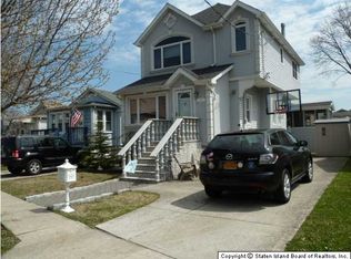 136 King St, Staten Island, NY 10308