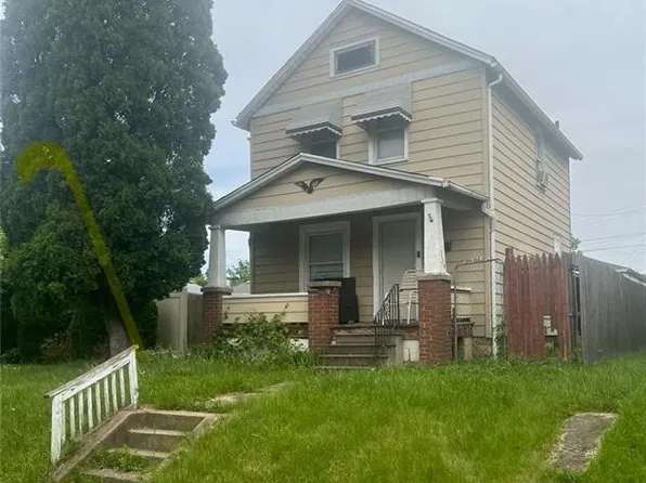 817 Baldwin Ave, Sharon, PA 16146