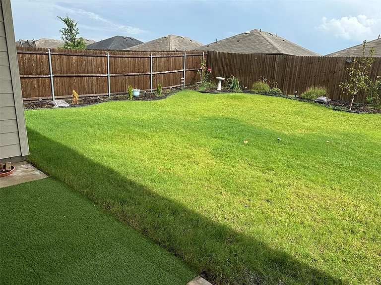 2102 Fimbry Dr — Photo 14