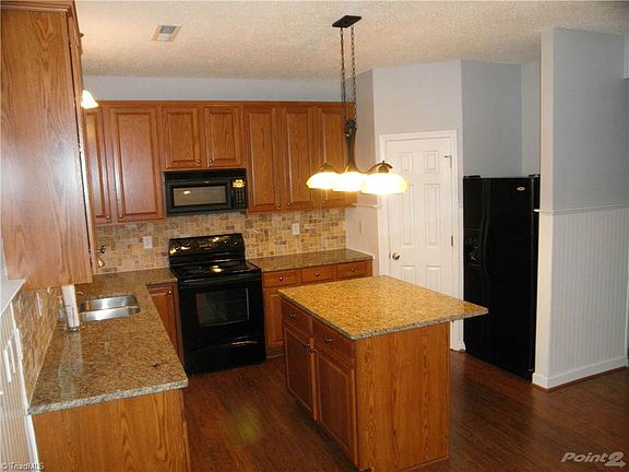 1008-kitchen3