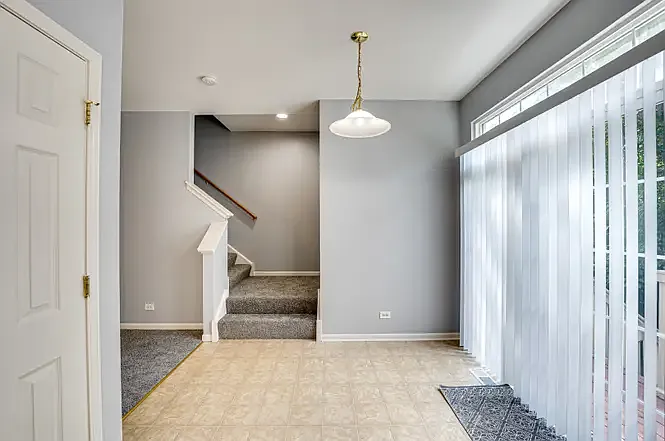 3355 Kentshire Cir — Photo 16