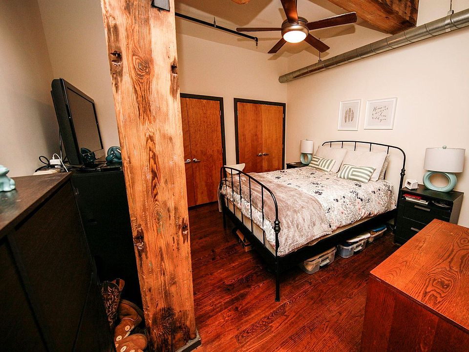 2nd image of 110 S 15th St APT 410