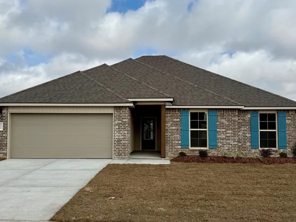 636 Griffiths Ct, Breaux Bridge, LA 70517