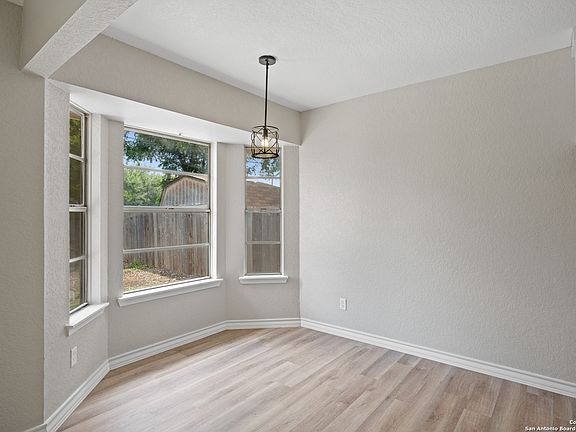 4th image of 4118 MABUNI DR