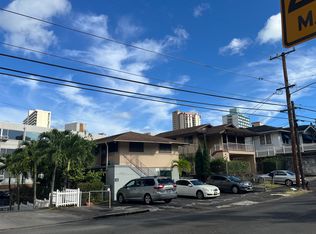 1671 Pensacola St #B, Honolulu, HI 96822