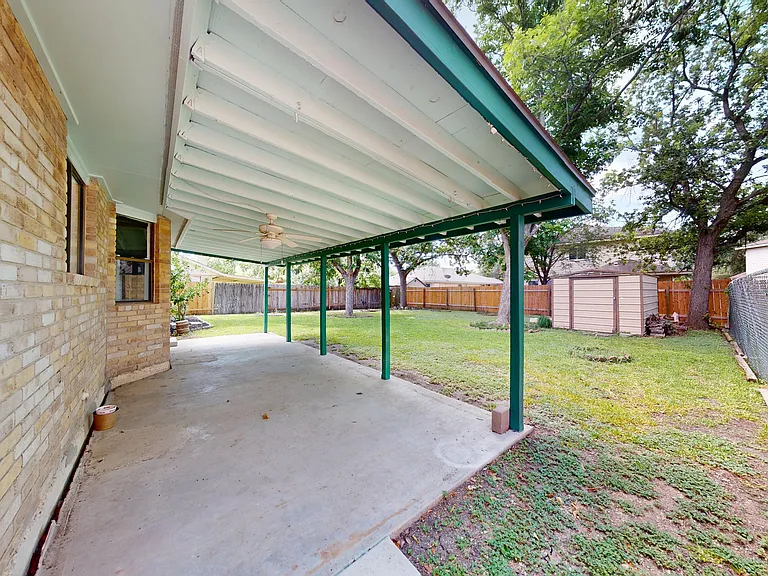 318 Renee Dr — Photo 30