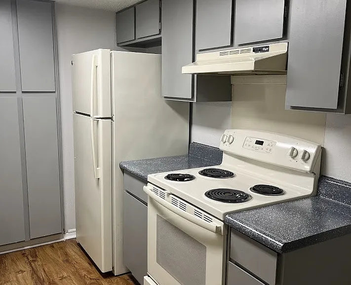 Juniper Springs Apartments — Photo 74