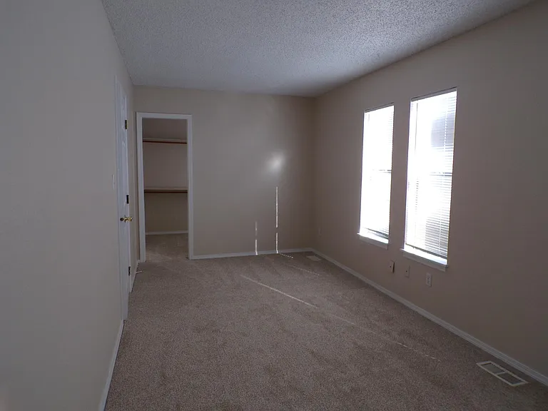 1330 Talley Cir — Photo 8
