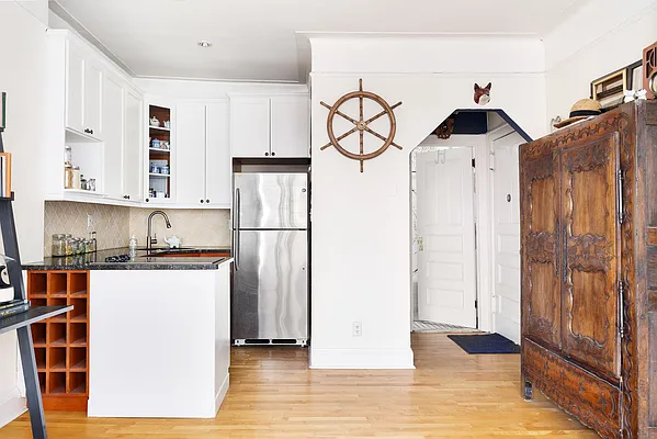 Sold by Compass | media 11