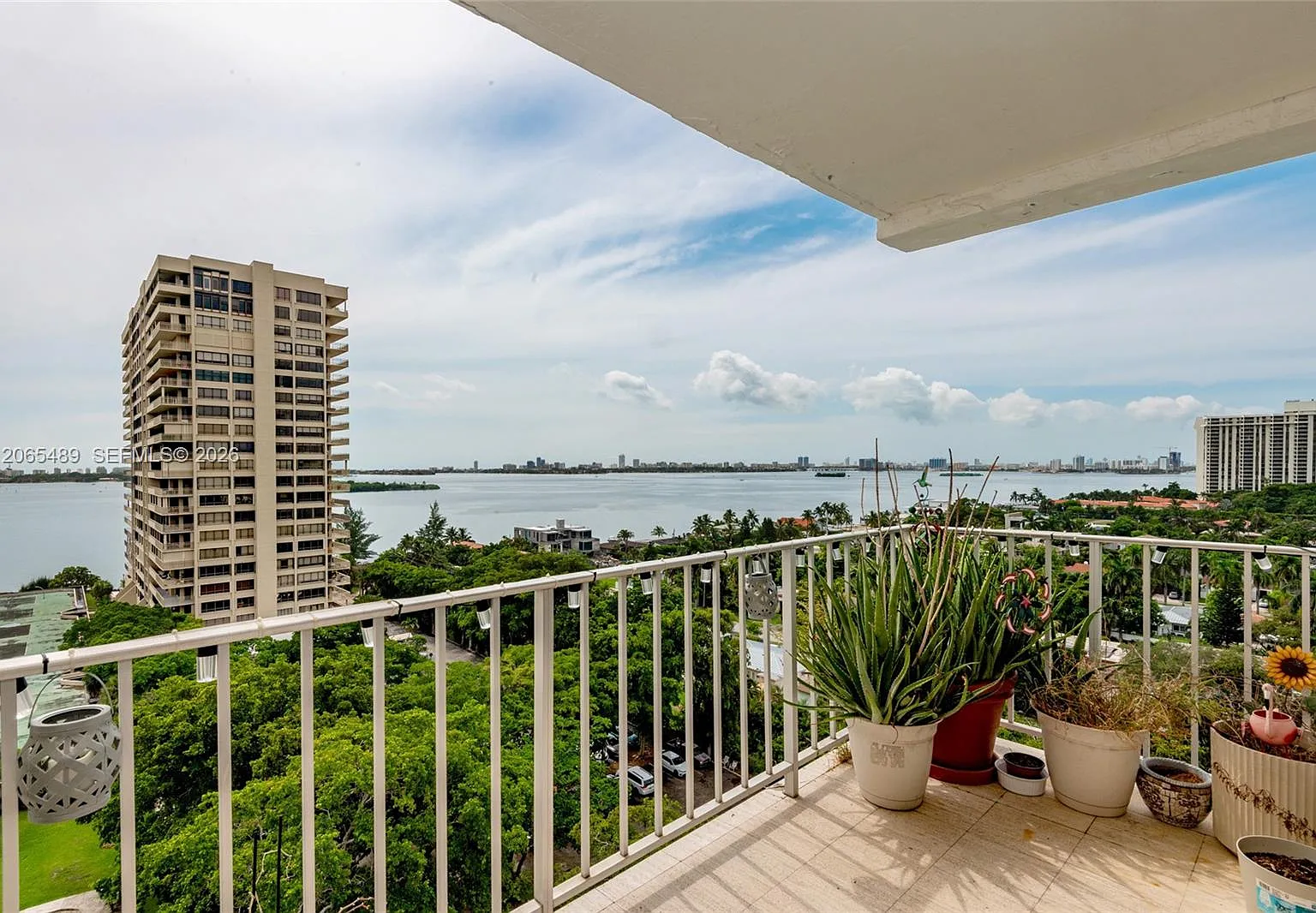 Jockey Club Condo Unit Ii — Photo 1
