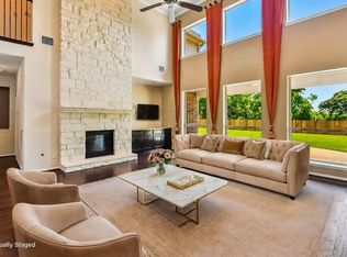 2306 Lakeway Dr, Friendswood, TX 77546