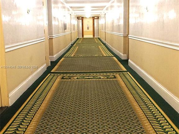 4th image of 1111 Crandon Blvd APT B705