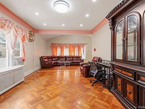 4th image of 1667 E 51st Street