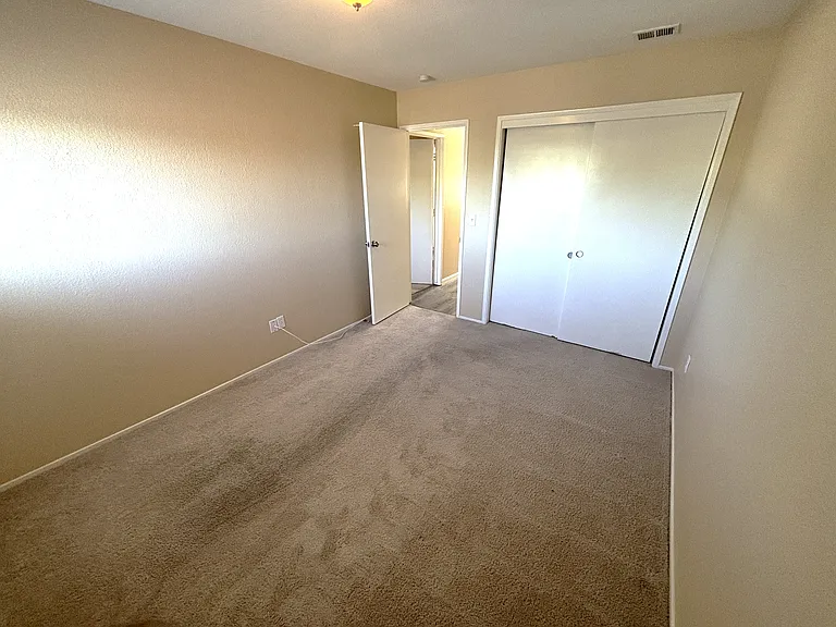 80 Portola Way #102 — Photo 22