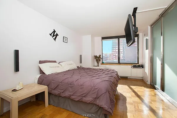 Rented by Town Residential | media 6