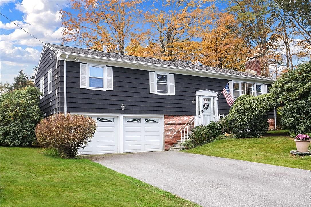 7 Laurel Hill Place, Armonk, NY 10504 | Zillow