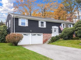 7 Laurel Hill Pl, Armonk, NY 10504