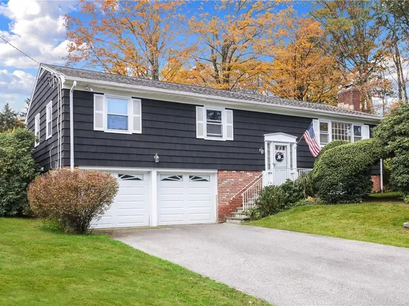 7 Laurel Hill Place, Armonk, NY 10504