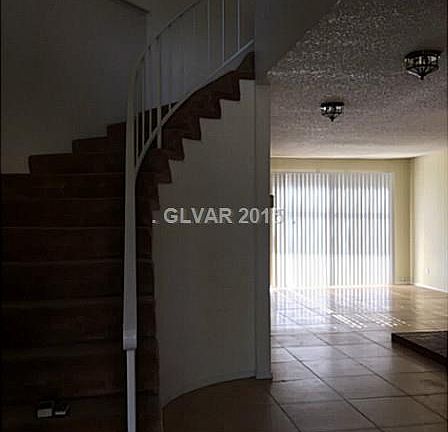 3rd image of 2396 Pickwick Dr #62