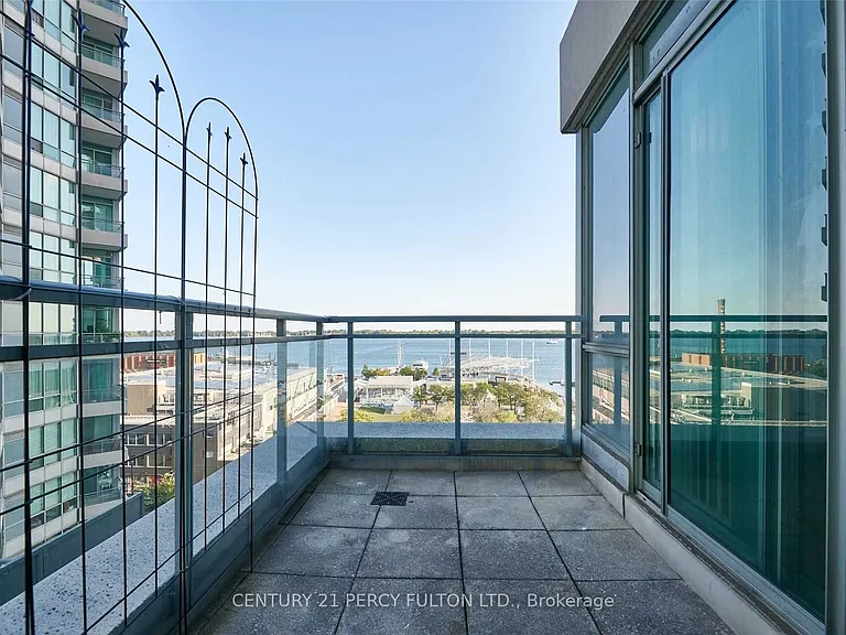 230 Queens Quay W #1016 — Photo 19