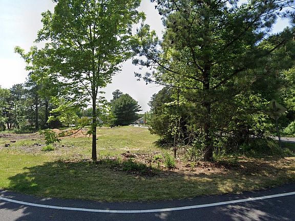 4th image of 51 Mount Pleasant Rd