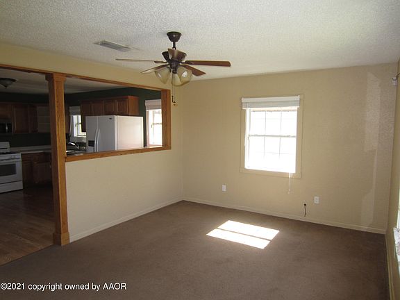 2nd image of 1003 S Hoyne Ave