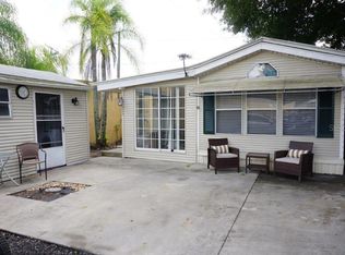 21135 Lazy Days Cir, Lutz, FL 33558