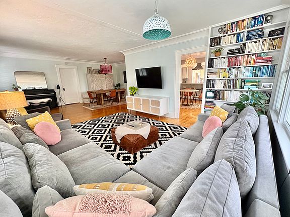 4th image of 1744 Myrtle Ave