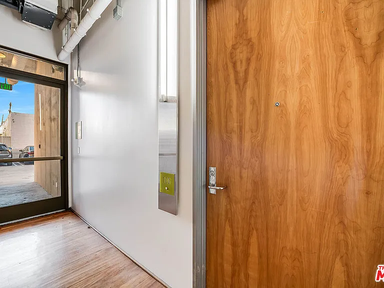 1850 Industrial St #106 — Photo 20