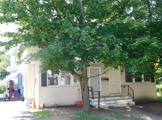 30 Bank St, Manchester, CT 06040