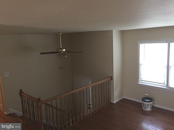 4th image of 11919 Stansbury Dr