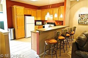 5th image of 456 Parkside Dr