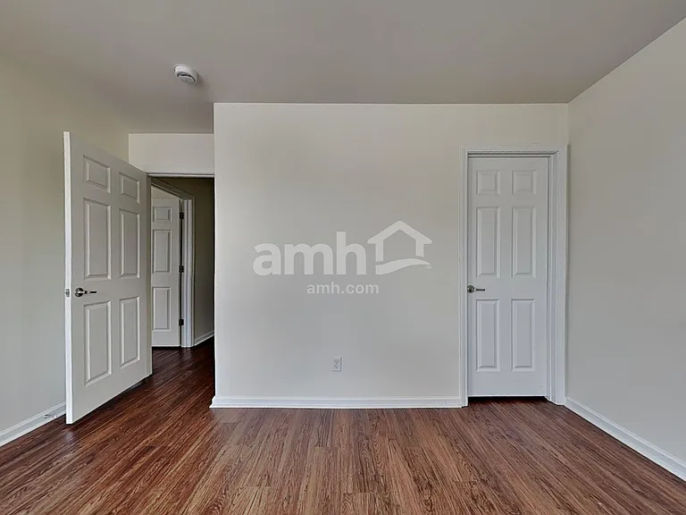 126 Roseberry Cir — Photo 20