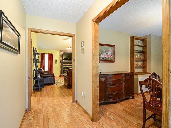 5th image of 7112 Westwind Dr
