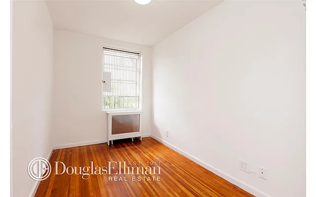 Rented by Douglas Elliman | media 21