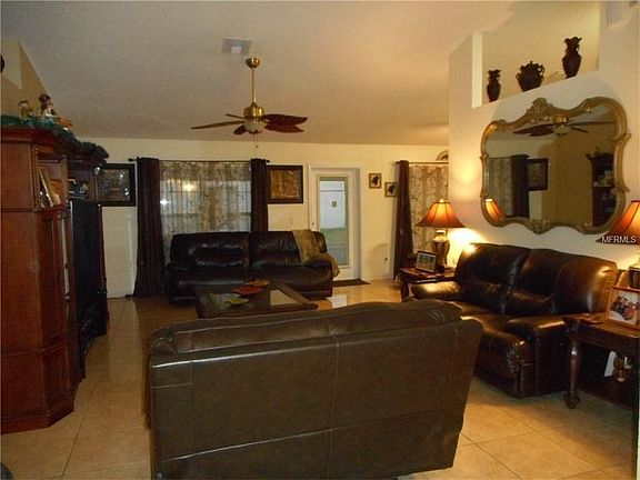 5th image of 558 Kingfisher Dr