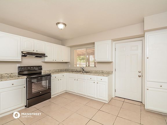5th image of 5501 W Virginia Ave