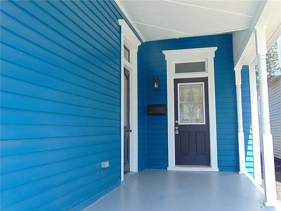 2nd image of 438 Parkway Ave