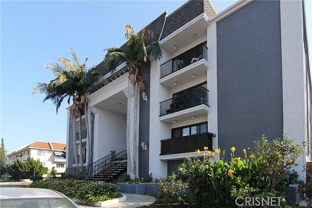 1st image of 14804 Magnolia Blvd Unit 5