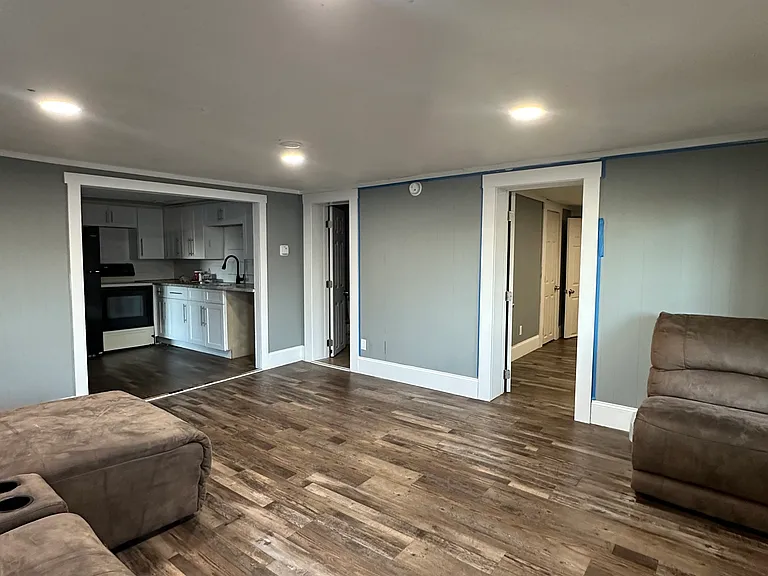 8 Beacon St #A — Photo 15