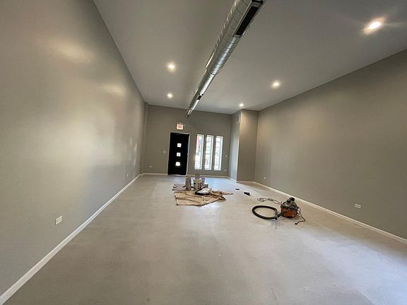 5th image of 1921 S Jefferson St #3