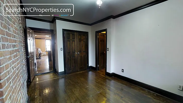 Rented by Book A Broker | media 9