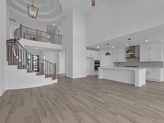3rd image of 5111 McKinney Ridge Trl