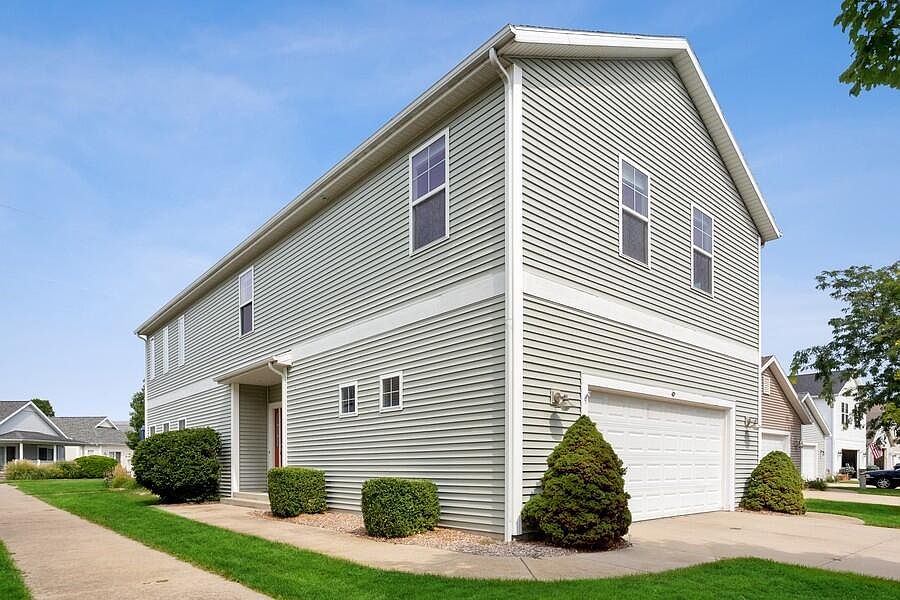 422 Island Pointe Dr, Saint Joseph, MI 49085 Zillow