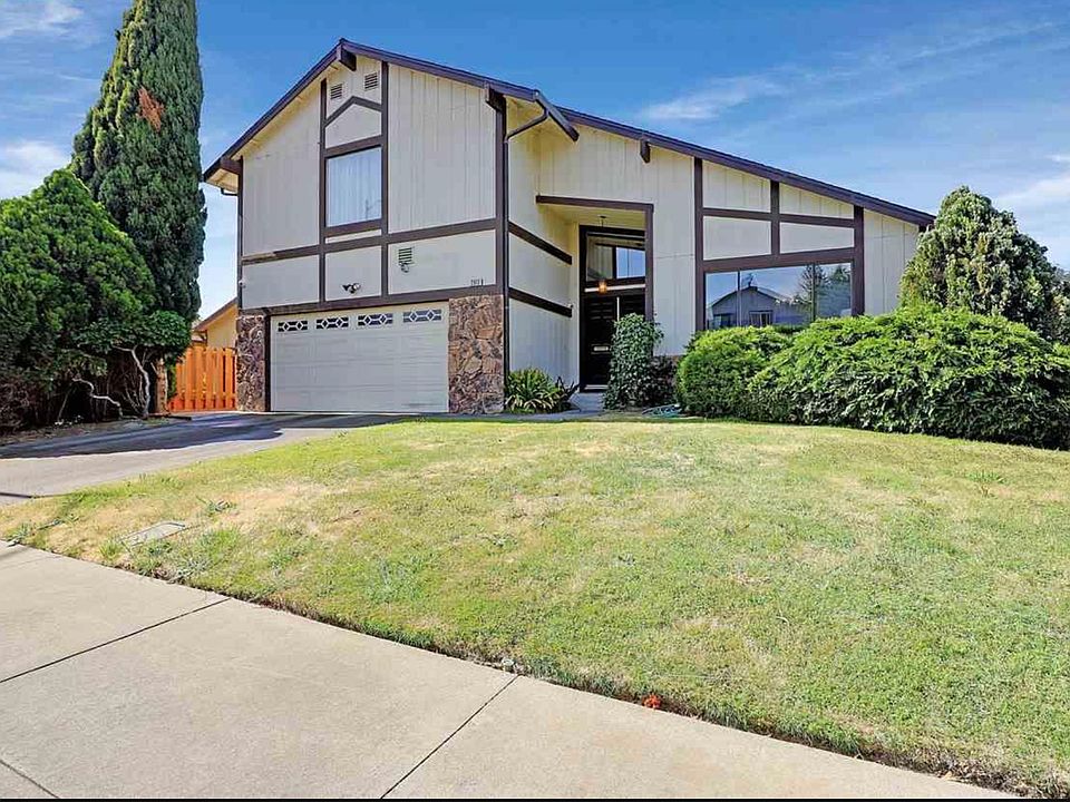 1st image of 2913 Mirante Ct