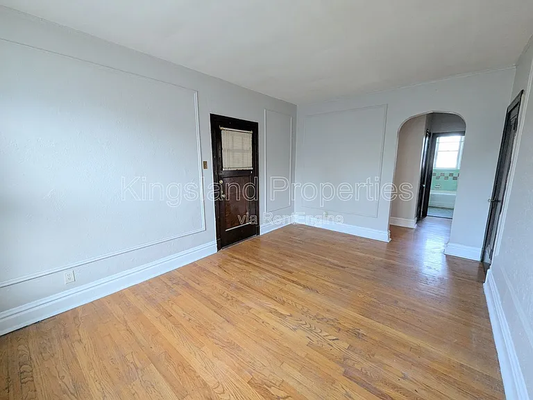 3862 S Spring Ave #3E — Photo 3